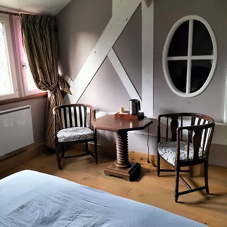 D'hotes Le Grismoustier Bed & Breakfast 4*