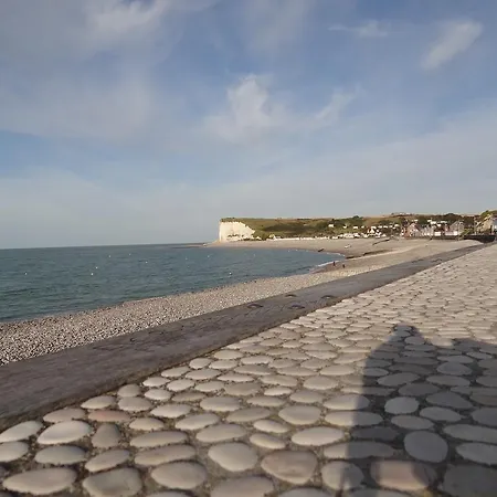 D'hotes Le Grismoustier Bed & Breakfast 4*